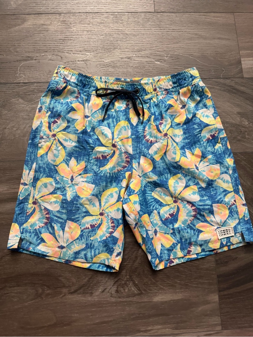 O'Neill Boy’s Large Floral Board Shorts